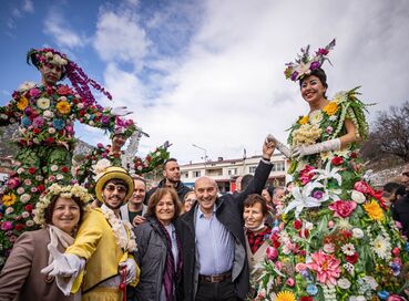 İZMİR KARABURUN NERGİS ÇİÇEĞİ FESTİVALİ TURU