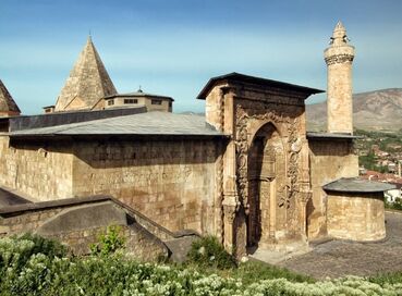 ANKARA ÇIKIŞLI DOĞU'NUN İNCİLERİ TURU   SİVAS -KEMALİYE - ELAZIĞ- TUNCERİ - ERZİNCAN